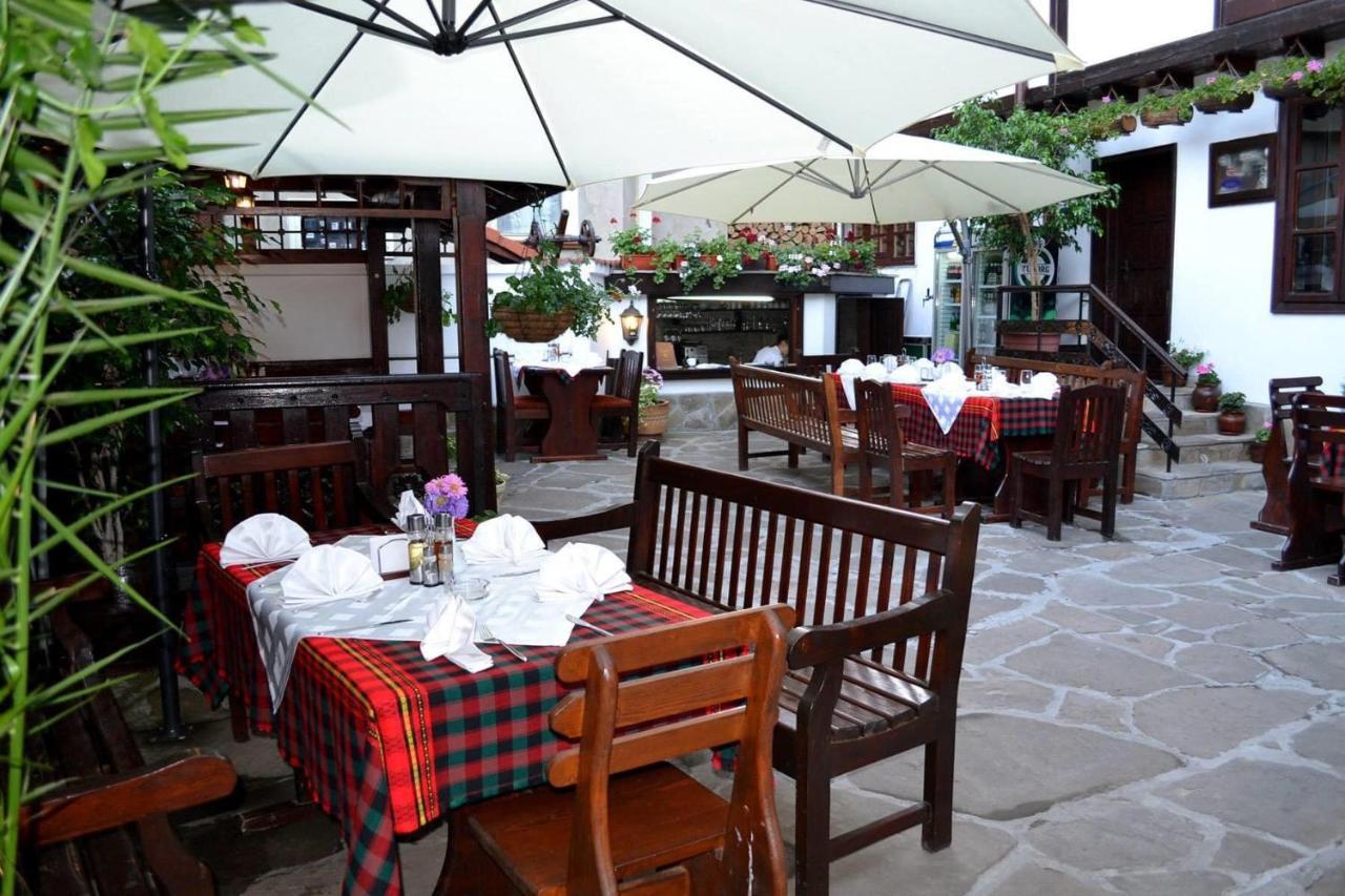 Family Hotel Varosha 2003 Łowecz Zewnętrze zdjęcie
